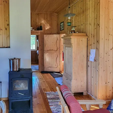 Authentic Near Risgrannbakken Holiday home *