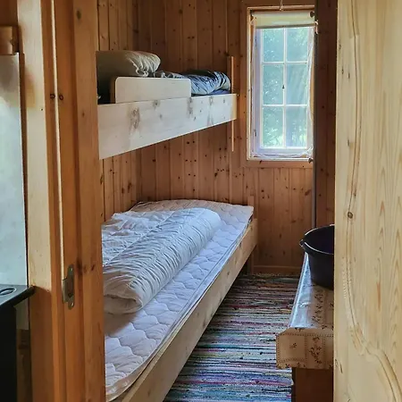 Authentic Near Risgrannbakken Holiday home